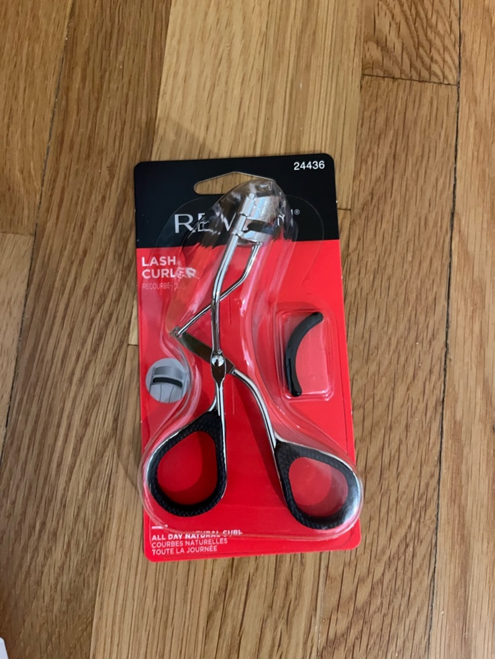 Revlon eyelash curler (New)